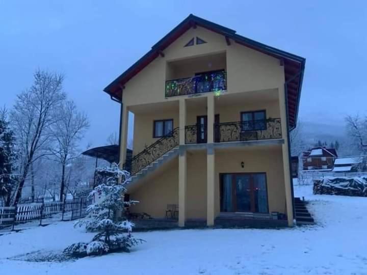 Casa Dana Hotell Borşa Exteriör bild