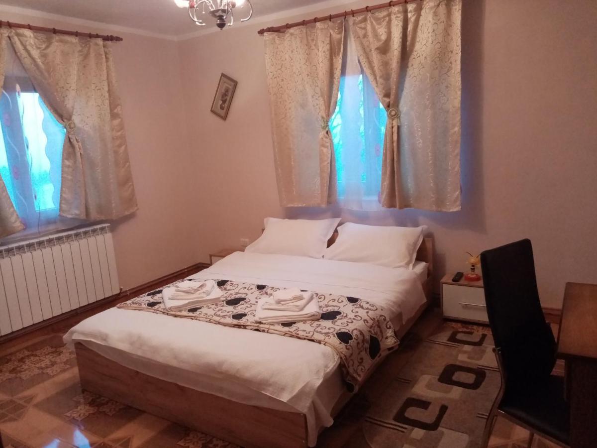 Casa Dana Hotell Borşa Exteriör bild