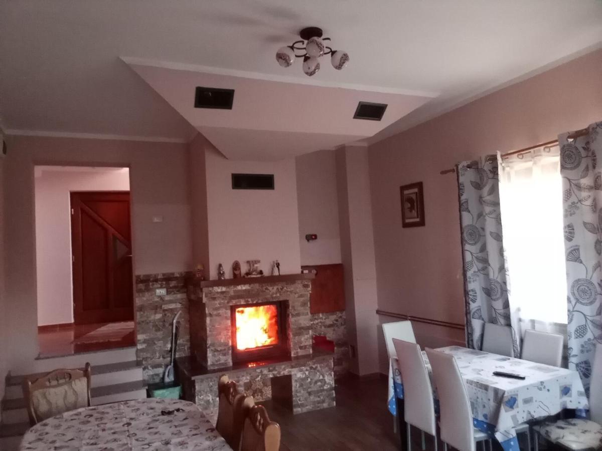 Casa Dana Hotell Borşa Exteriör bild